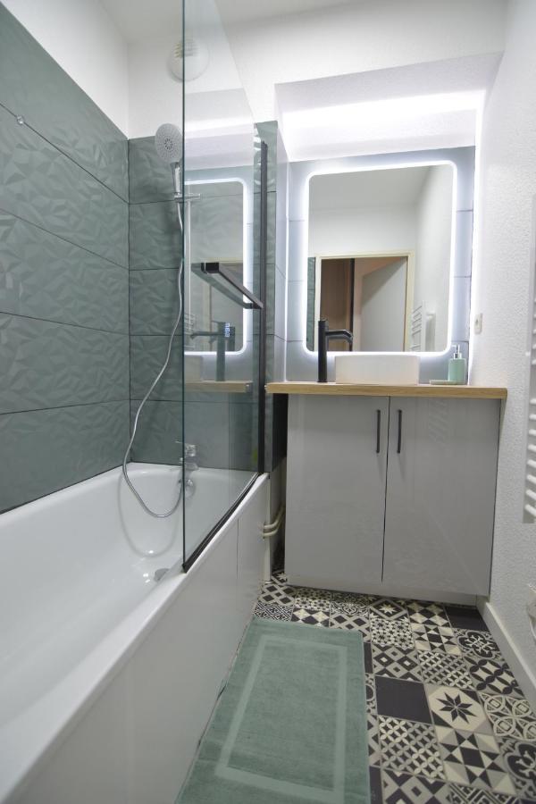 Le Boheme T2-Wifi-Calme-Parking Apartment Лурд Екстериор снимка
